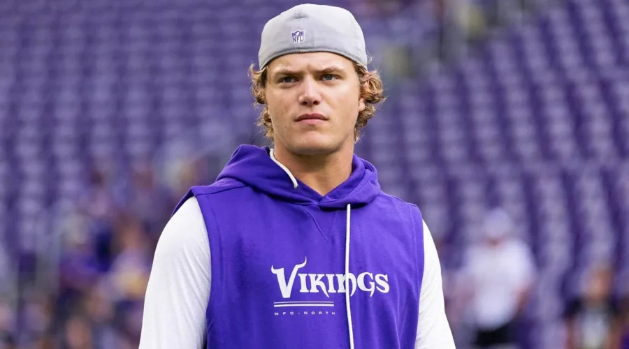 Minnesota Vikings quarterback J.J. McCarthy during a preseason practice